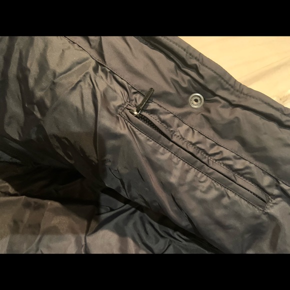 Giorgio Armani Black Puffer Vest size 44 - Picture 7 of 8